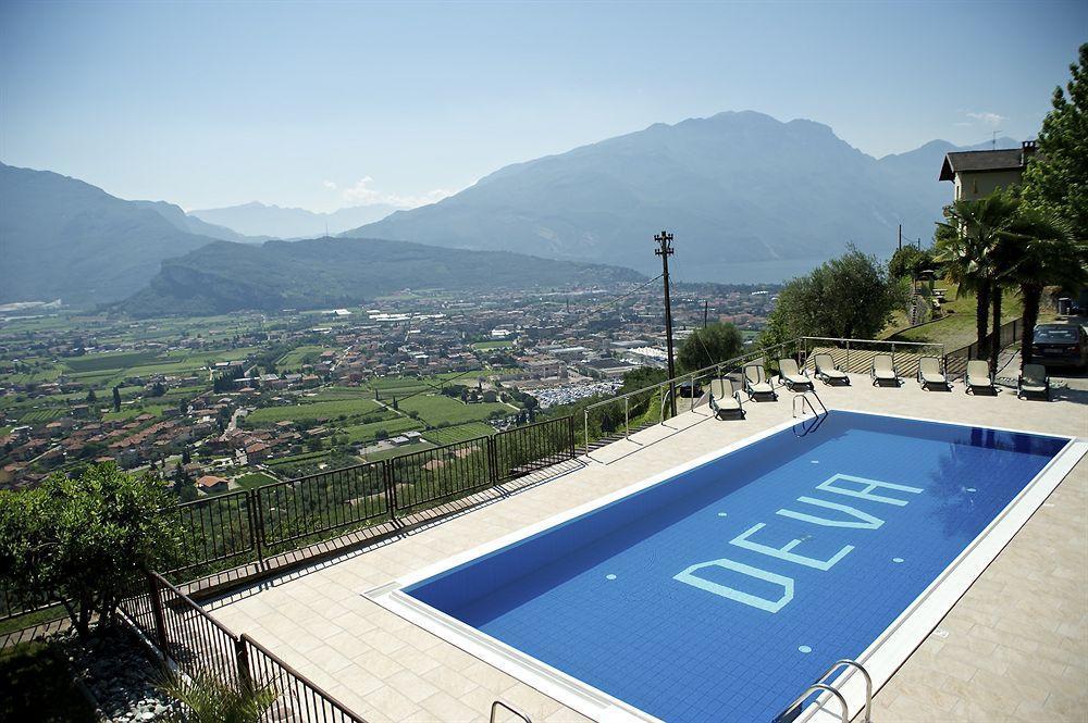 Albergo Deva Riva del Garda Exterior foto