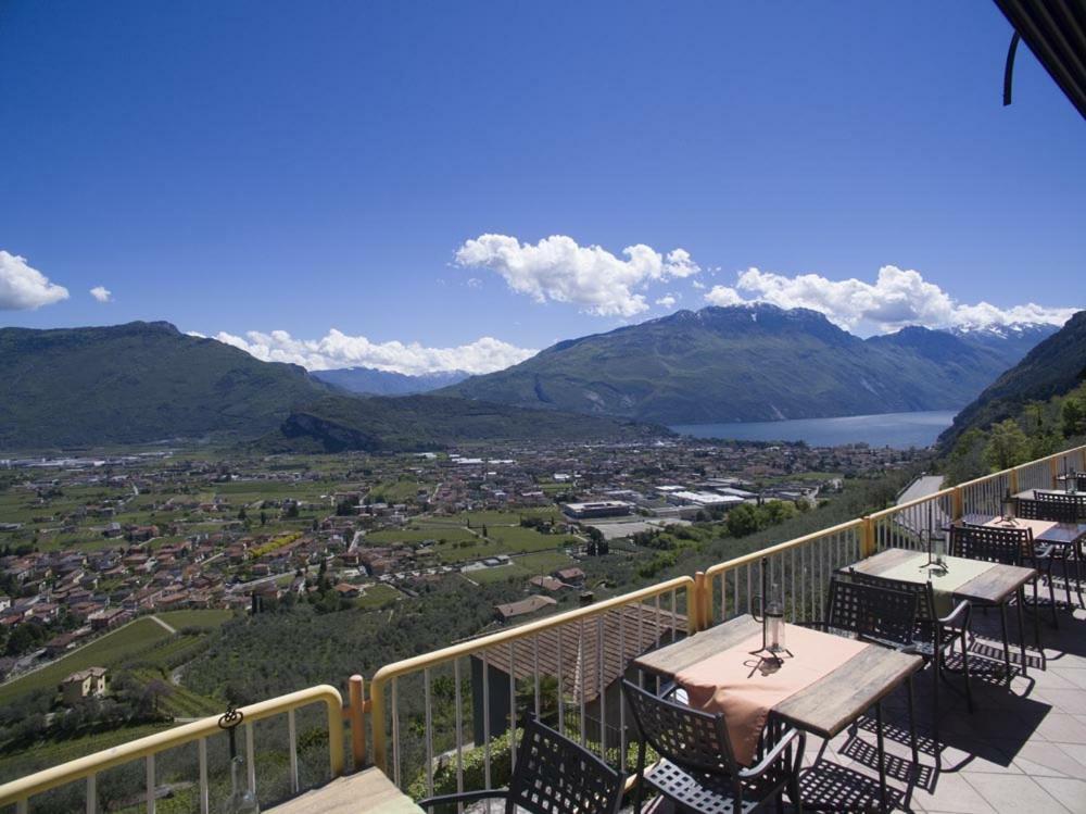 Albergo Deva Riva del Garda Exterior foto